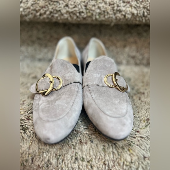 Like new RON WHITE Kianna Weatherproof Cream White Dune color Loafer Women sz 7 - Picture 5 of 14